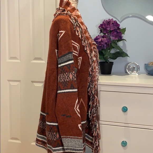 🔥 LAST 1!🔥 Boho Aztec Print Fringe Detail Cardigan - Picture 13 of 15